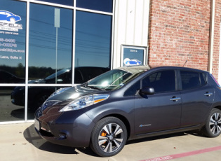 2013-Nissan-Leaf-S