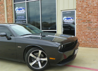 2014-Dodge-Challenger-100th-Anniversary-Edition